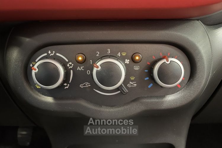 Renault Twingo III / A PARTIR DE 127,18/MOIS / 1.0 SCE 70CH STOP&START ZEN ECO² - <small></small> 11.970 € <small>TTC</small> - #19