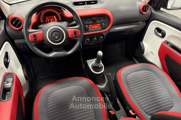 Renault Twingo III (C07) 1.0 SCe 70ch Stop&Start Zen eco² / À PARTIR DE 121,54 € * - <small></small> 11.990 € <small>TTC</small> - #21