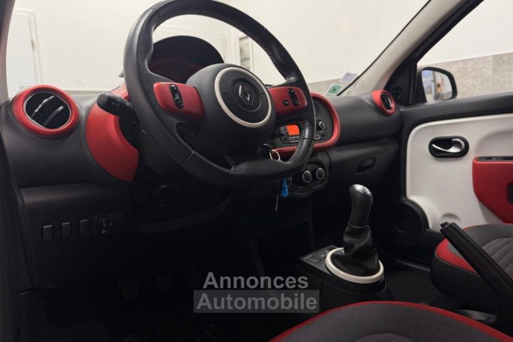 Renault Twingo III (C07) 1.0 SCe 70ch Stop&Start Zen eco² / À PARTIR DE 121,54 € * - <small></small> 11.990 € <small>TTC</small> - #25