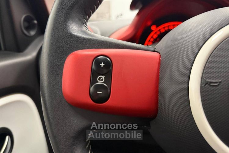 Renault Twingo III (C07) 1.0 SCe 70ch Stop&Start Zen eco² / À PARTIR DE 121,54 € * - <small></small> 11.990 € <small>TTC</small> - #28