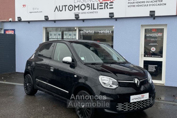 Renault Twingo III E-Tech Electric Urban Night achat intégral - <small></small> 14.490 € <small>TTC</small> - #1