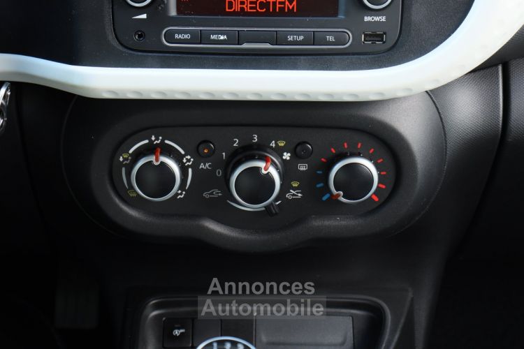 Renault Twingo III Ph2 1.0 SCe 75 Zen BVM5 (Radars Ar,Régulateur,Clim) - <small></small> 9.490 € <small>TTC</small> - #13