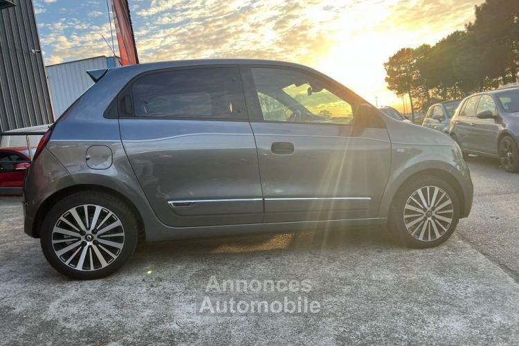 Renault Twingo III Phase 2 0.9 TCe 95 cv ,INTENS ,MOTEUR A CHAINE, APPLE/ANDROID CAR PLAY-GARANTIE-FINANCEMENT POSSIBLE - <small></small> 9.990 € <small>TTC</small> - #8