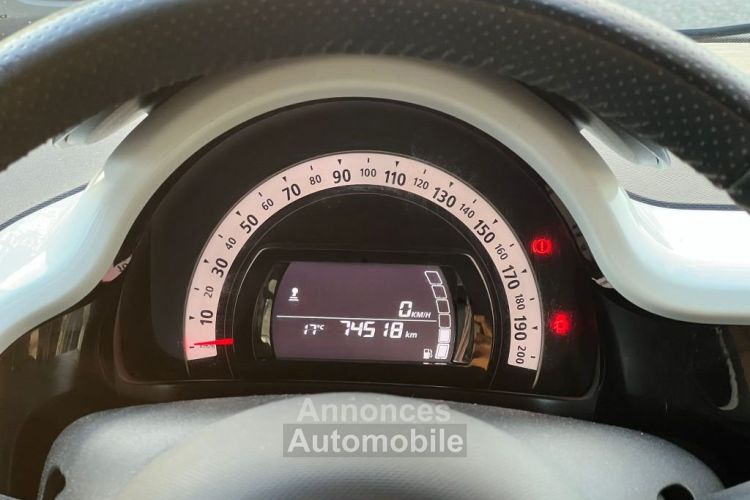 Renault Twingo III Phase 2 0.9 TCe 95 cv ,INTENS ,MOTEUR A CHAINE, APPLE/ANDROID CAR PLAY-GARANTIE-FINANCEMENT POSSIBLE - <small></small> 9.990 € <small>TTC</small> - #14