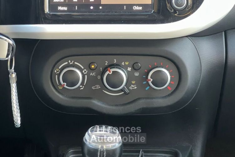 Renault Twingo III Phase 2 0.9 TCe 95 cv ,INTENS ,MOTEUR A CHAINE, APPLE/ANDROID CAR PLAY-GARANTIE-FINANCEMENT POSSIBLE - <small></small> 9.990 € <small>TTC</small> - #15