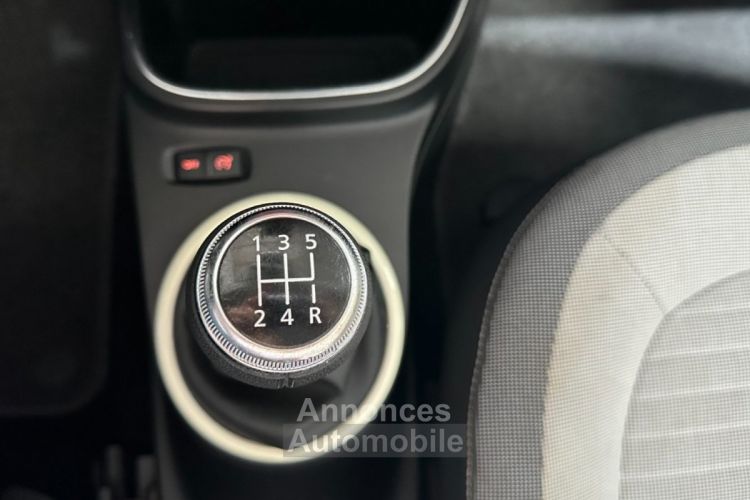 Renault Twingo III SCe 75ch ZEN Radar de recul Bluetooth Première mains - <small></small> 6.990 € <small>TTC</small> - #15