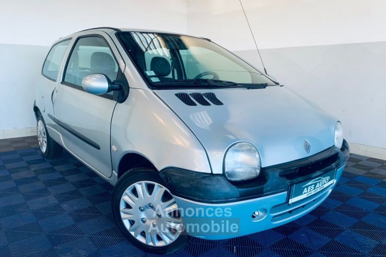 Renault Twingo phase 2 1.2i 60 ch - <small></small> 3.490 € <small>TTC</small> - #1