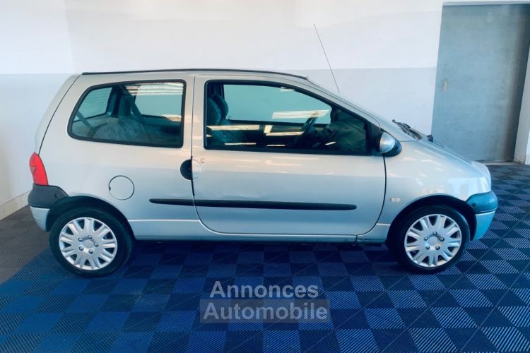 Renault Twingo phase 2 1.2i 60 ch - <small></small> 3.490 € <small>TTC</small> - #5