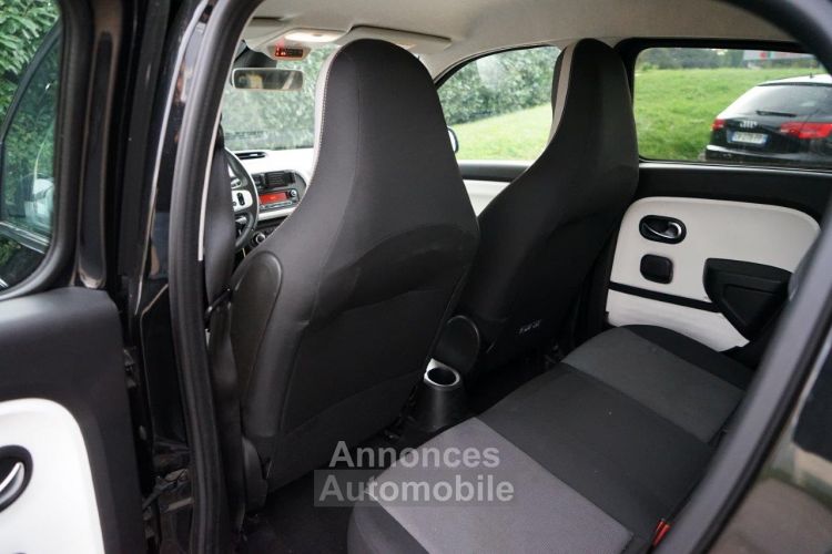 Renault Twingo Renault TWINGO III Intense 1.0 70ch - Première Main - 4 pneus Neufs - Garantie 12 Mois - Bluetooth - <small></small> 8.990 € <small>TTC</small> - #12