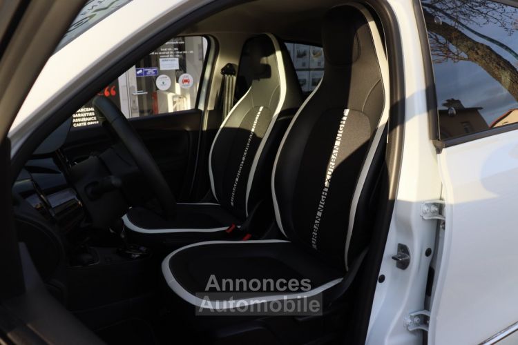 Renault Twingo ZE II Electrique R80 81 Urban Night ACHAT INTEGRAL (Caméra,Radars Arrières,GPS) - <small></small> 14.990 € <small>TTC</small> - #17