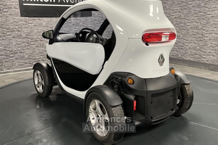 Renault Twizy Achat Intégral Intens blanc - <small></small> 4.990 € <small></small> - #3