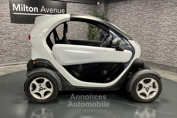 Renault Twizy Achat Intégral Intens blanc - <small></small> 4.990 € <small></small> - #6