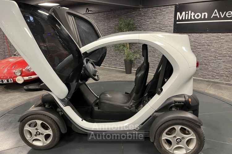 Renault Twizy Achat Intégral Intens blanc - <small></small> 4.990 € <small></small> - #17