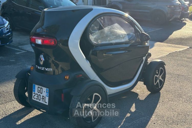 Renault Twizy E-TECH ELECTRIQUE Intens Noir Achat Intégral - <small></small> 9.890 € <small>TTC</small> - #7