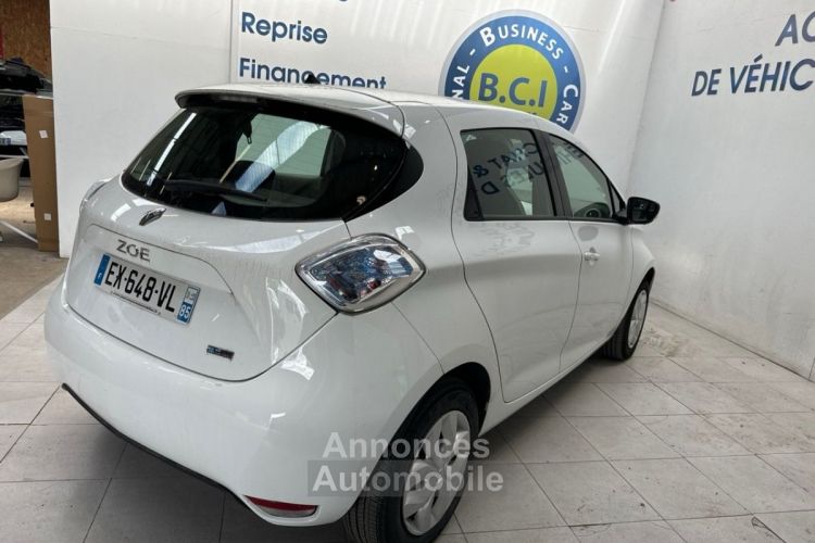 Renault Zoe LIFE CHARGE NORMALE ACHAT INTEGRAL R75 - <small></small> 8.990 € <small>TTC</small> - #3