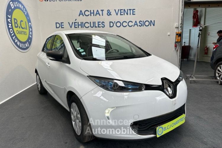 Renault Zoe LIFE CHARGE NORMALE ACHAT INTEGRAL R75 - <small></small> 9.490 € <small>TTC</small> - #3