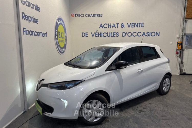 Renault Zoe LIFE CHARGE NORMALE LOCATION DE BATTERIE - <small></small> 6.490 € <small>TTC</small> - #1