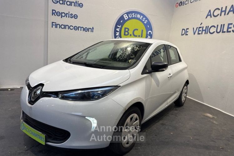 Renault Zoe LIFE CHARGE NORMALE R75 LOCATION BATTERIE - <small></small> 9.990 € <small>TTC</small> - #3