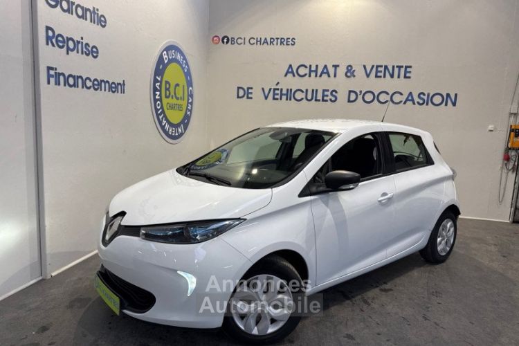 Renault Zoe LIFE CHARGE NORMALE R90 MY19 LOCATION DE BATTERIE - <small></small> 7.990 € <small>TTC</small> - #1