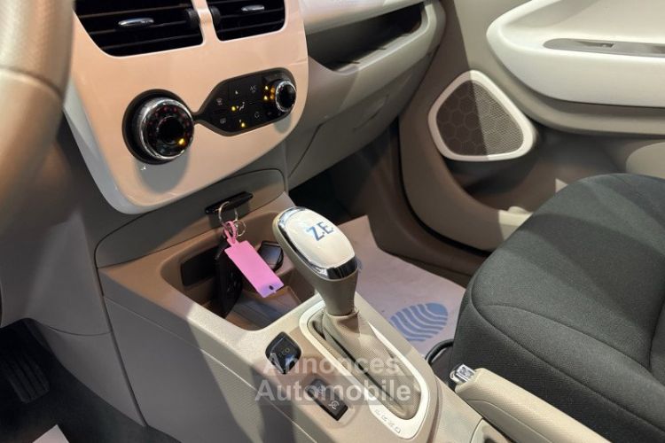 Renault Zoe LIFE CHARGE NORMALE R90 MY19 LOCATION DE BATTERIE - <small></small> 7.990 € <small>TTC</small> - #13