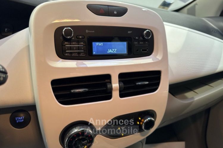 Renault Zoe LIFE CHARGE NORMALE R90 MY19 LOCATION DE BATTERIE - <small></small> 7.990 € <small>TTC</small> - #14