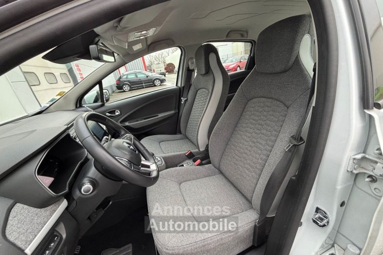 Renault Zoe R110 52KWh FINITION ZEN / ELECTRIQUE / 2E MAIN / BATTERIE LOUEE / 400km d'autonomie - <small></small> 8.990 € <small>TTC</small> - #17