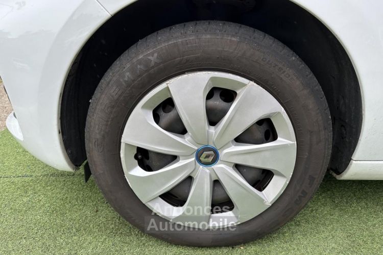 Renault Zoe R110 69PPM LOCATION CHARGE-NORMALE LIFE BVA 40KWH - <small></small> 10.490 € <small>TTC</small> - #17