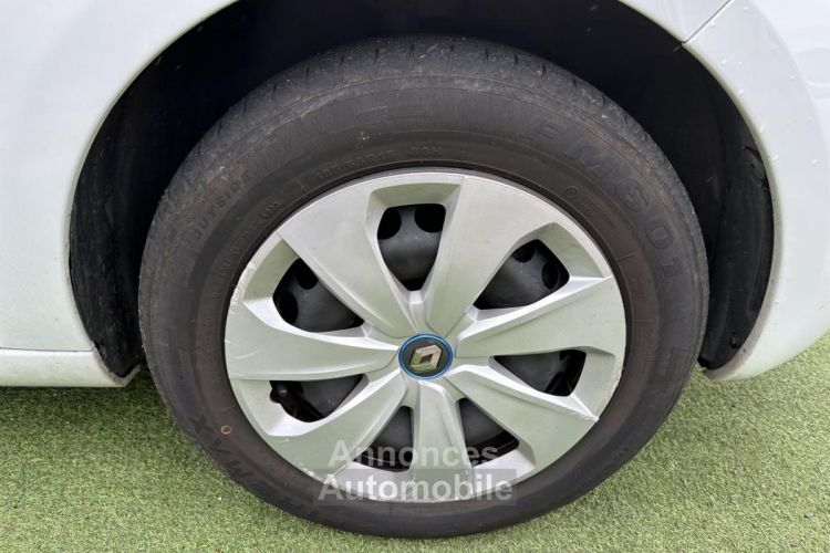 Renault Zoe R110 69PPM LOCATION CHARGE-NORMALE LIFE BVA 40KWH - <small></small> 10.490 € <small>TTC</small> - #20