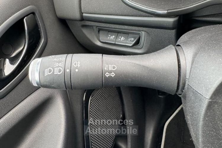 Renault Zoe R110 ZE 110 69PPM 40KWH ACHAT-INTEGRAL CHARGE-NORMALE BUSINESS BVA - <small></small> 13.490 € <small>TTC</small> - #18