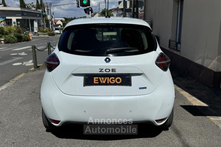 Renault Zoe R135 E-TECH ZE 135 69PPM 50KWH LOCATION CHARGE-NORMALE INTENS - <small></small> 14.190 € <small>TTC</small> - #4