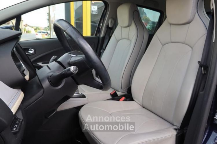 Renault Zoe R135 ZE 135 69PPM 50KWH ACHAT-INTEGRAL CHARGE-NORMALE RIVIERA + CARPLAY SIEGE ET VO... - <small></small> 16.989 € <small>TTC</small> - #16