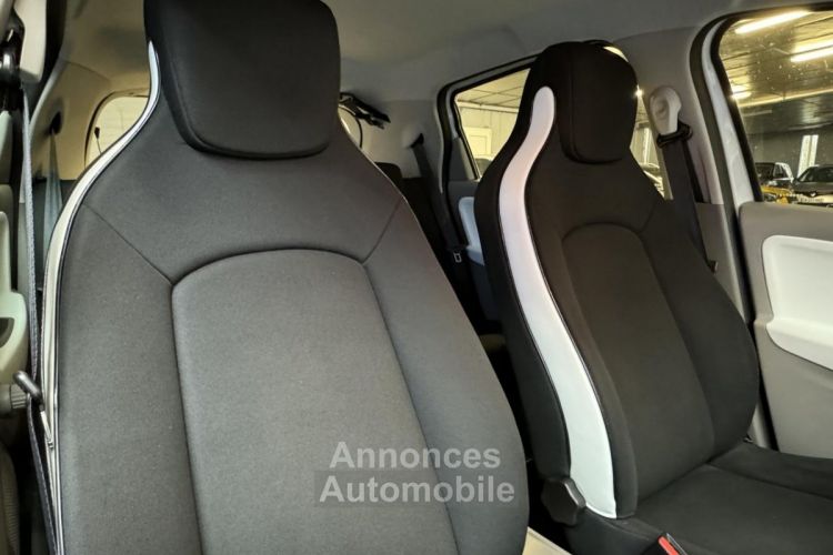Renault Zoe R75 ZE 75 40KWH LOCATION CHARGE-NORMALE LIFE BVA - <small></small> 7.490 € <small>TTC</small> - #17