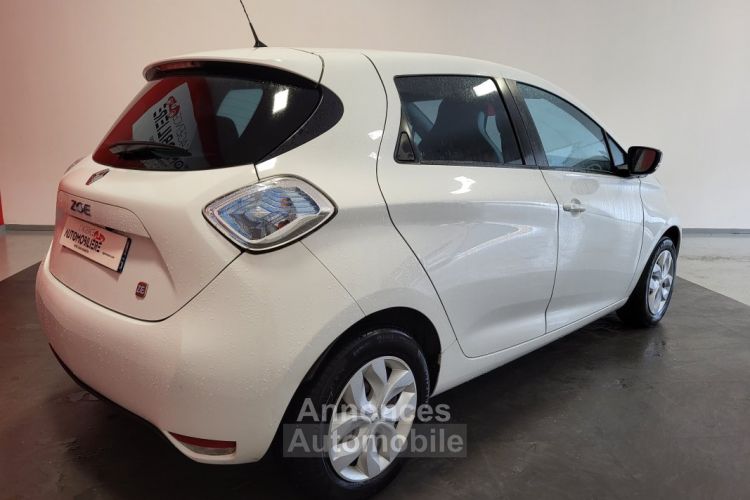 Renault Zoe R90 ZE 90 22KWH ACHAT-INTEGRAL LIFE + CAMERA - <small></small> 7.990 € <small>TTC</small> - #7