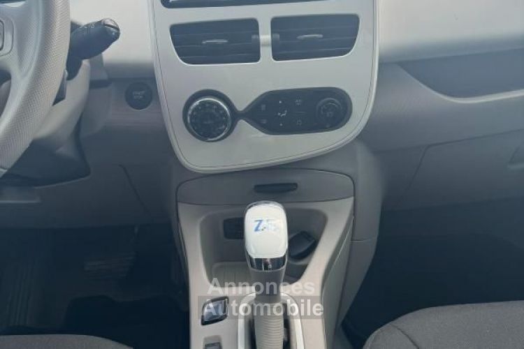 Renault Zoe R90 ZE 90 22KWH BATTERIE EN LOCATION INTENS BVA - <small></small> 6.490 € <small>TTC</small> - #16