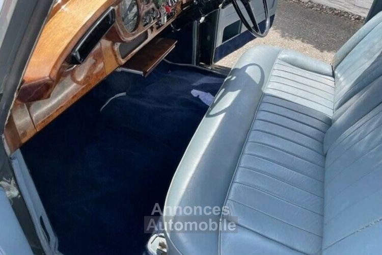 Rolls Royce Cloud II 1960 SILVER TWO TONE 6,2L V8 - <small></small> 55.555 € <small>TTC</small> - #12