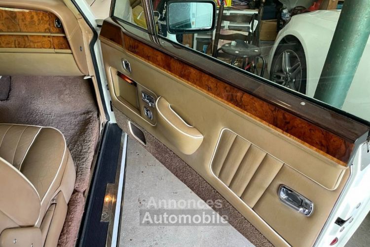 Rolls Royce Corniche - <small></small> 90.000 € <small>TTC</small> - #18