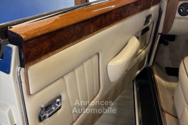 Rolls Royce Corniche - <small></small> 123.000 € <small>TTC</small> - #11