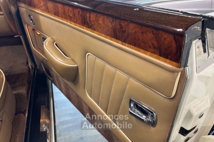 Rolls Royce Corniche - <small></small> 91.200 € <small>TTC</small> - #13