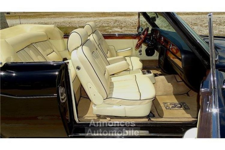 Rolls Royce Corniche FACTROY SYLC EXPORT - <small></small> 61.500 € <small>TTC</small> - #6