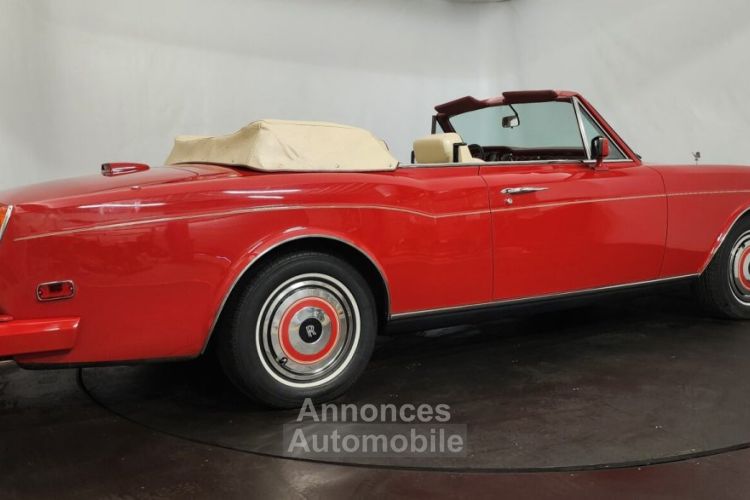 Rolls Royce Corniche cabriolet - <small></small> 85.000 € <small>TTC</small> - #4