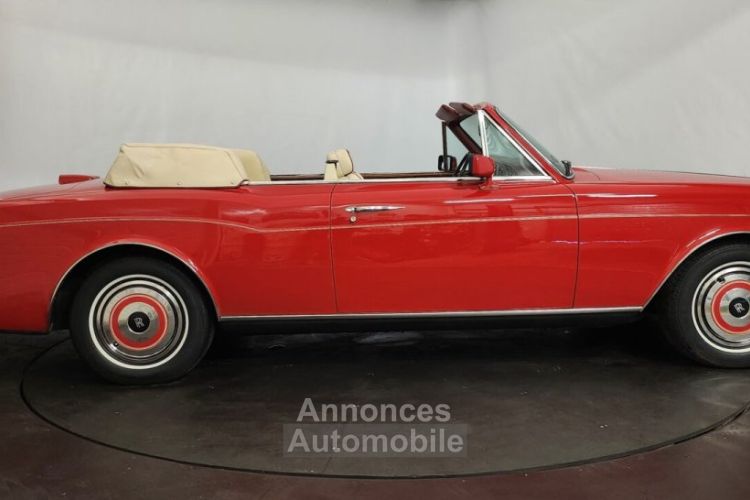 Rolls Royce Corniche cabriolet - <small></small> 85.000 € <small>TTC</small> - #13