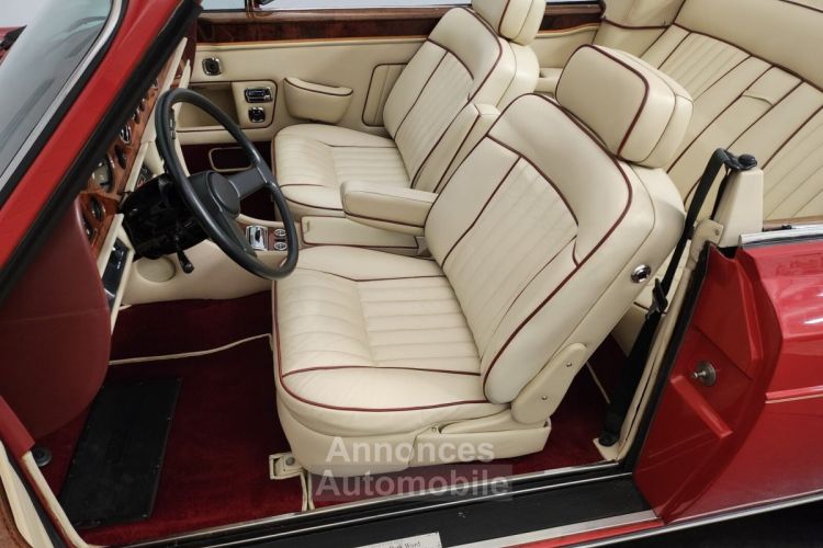 Rolls Royce Corniche cabriolet - <small></small> 85.000 € <small>TTC</small> - #32