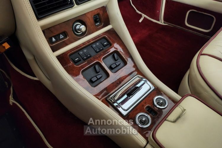 Rolls Royce Corniche cabriolet - <small></small> 85.000 € <small>TTC</small> - #43