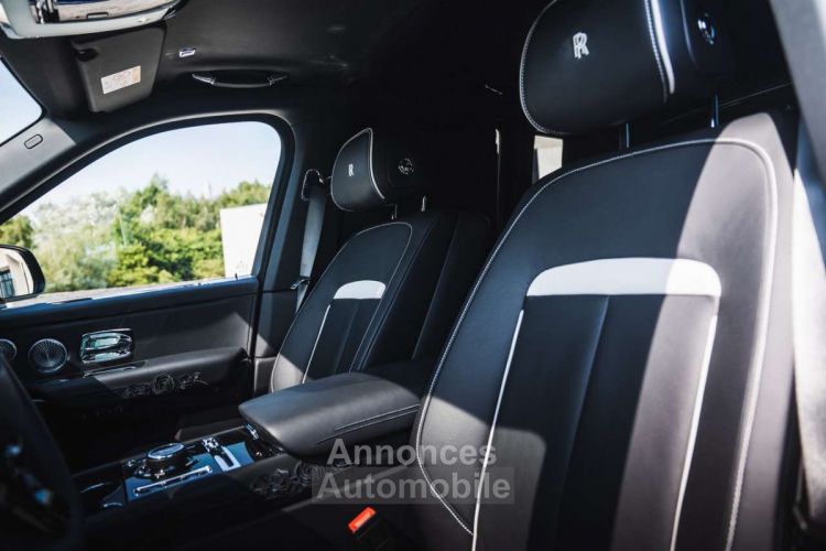 Rolls Royce Cullinan Black Badge Theatre Shooting Star Coachline - <small></small> 499.900 € <small>TTC</small> - #22