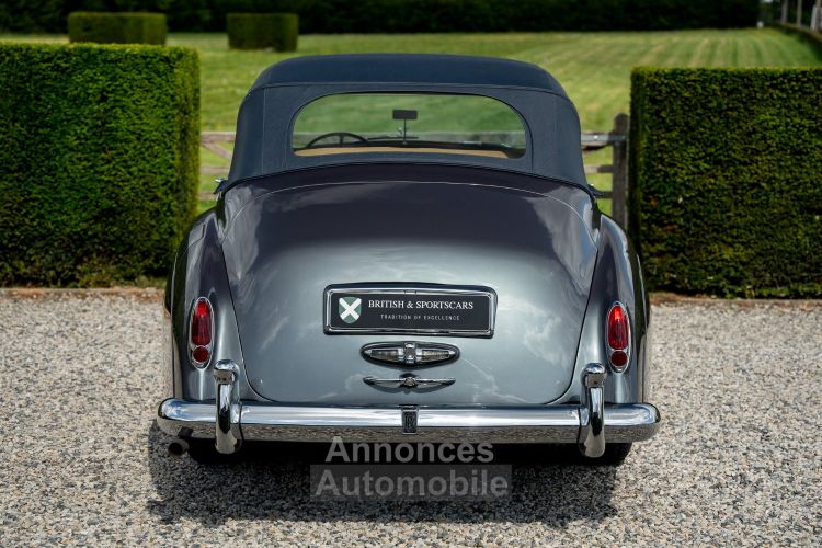 Rolls Royce Silver Cloud S2 Drophead by H J Mulliner - 1 of 107ex - <small></small> 218.900 € <small>TTC</small> - #15