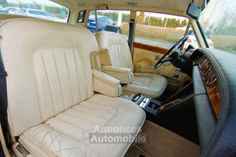 Rolls Royce Silver Shadow 6.75 V8 190 CV - <small></small> 16.990 € <small>TTC</small> - #17