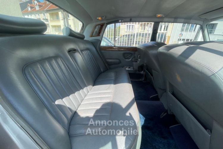 Rolls Royce Silver Shadow II 6.8 V8 - <small></small> 19.900 € <small>TTC</small> - #14