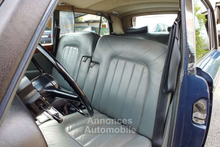 Rolls Royce Silver Shadow LWB - <small></small> 34.900 € <small>TTC</small> - #15