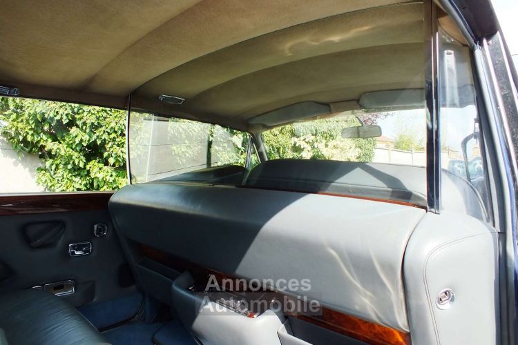 Rolls Royce Silver Shadow LWB - <small></small> 34.900 € <small>TTC</small> - #21