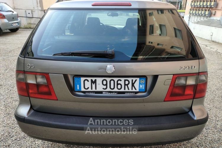 Saab 9-5 2004 Wagon 2.2 tid Vector - <small></small> 900 € <small>TTC</small> - #2